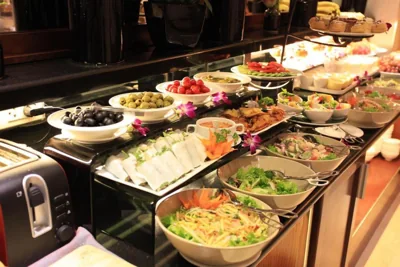 Emissary Central Hotel & Spa – 写真 8
